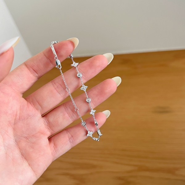 Starlight Moissanite Bracelet – Sterling Silver